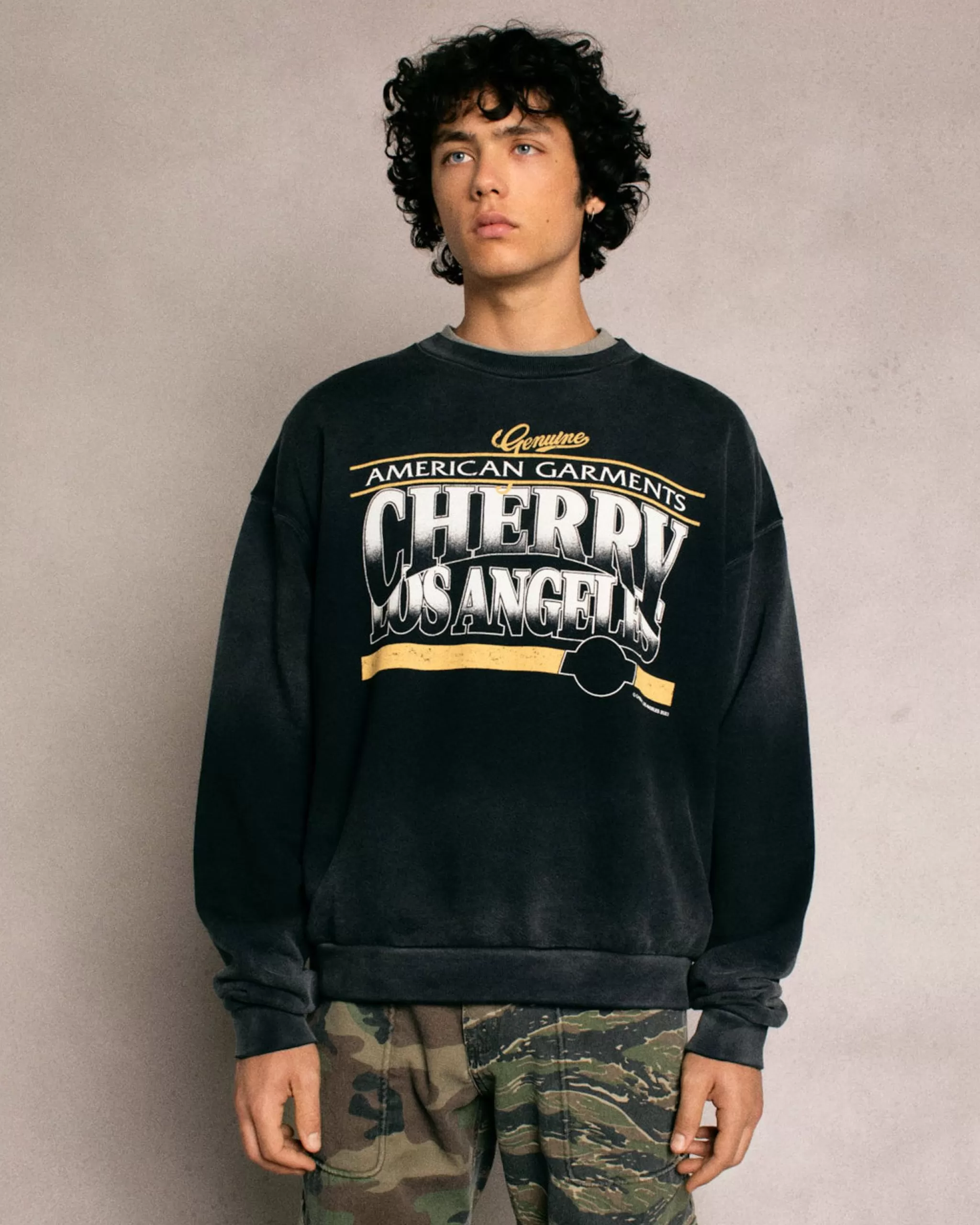 Cherry Col Rond American Garments (Noir Vintage)* Sweat-Shirts