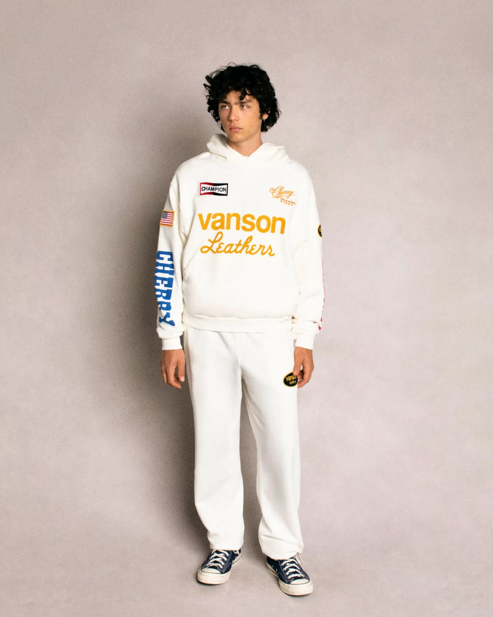 Cherry Sweat A Capuche Vanson (Blanc Vintage)* Sweat-Shirts