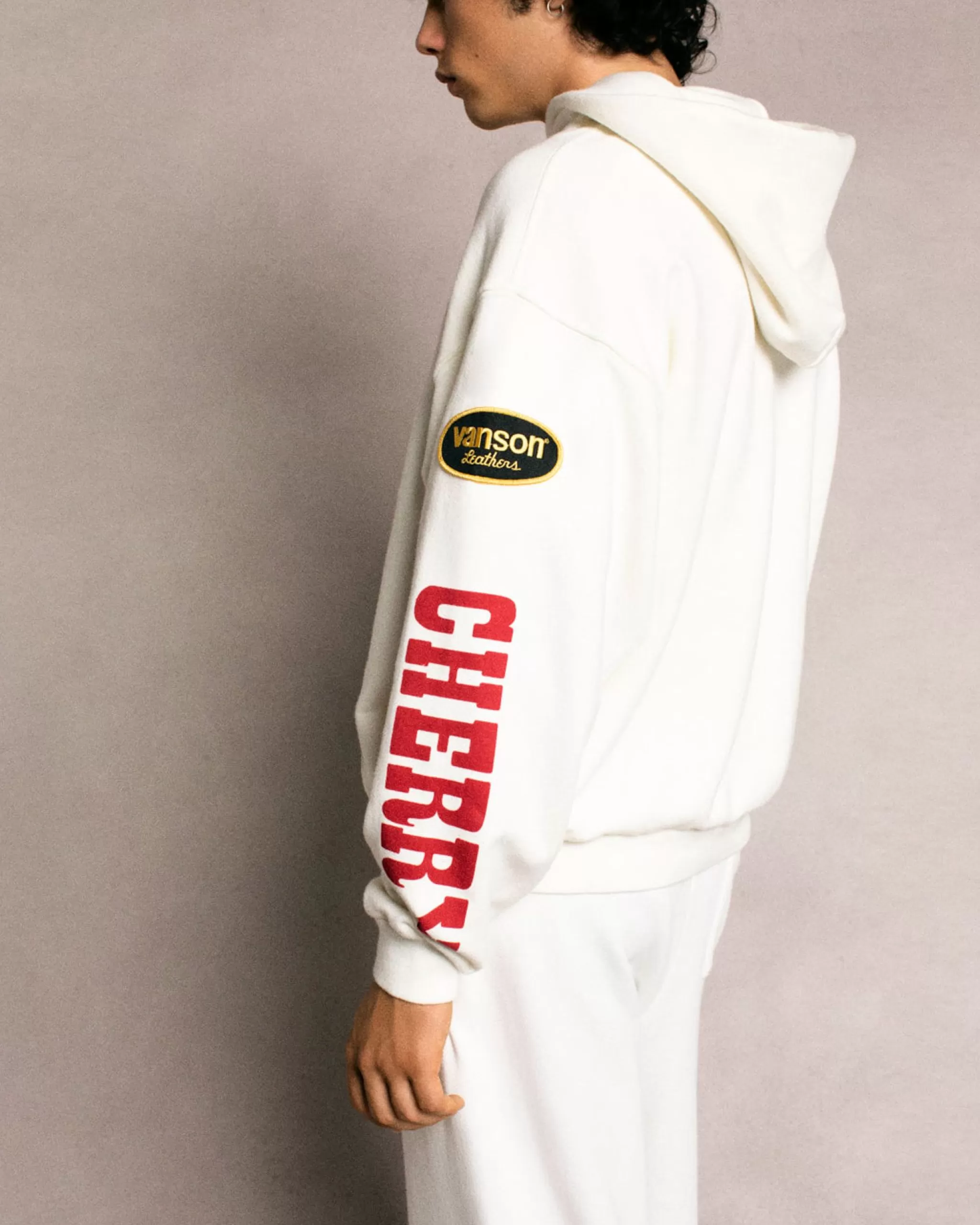 Cherry Sweat A Capuche Vanson (Blanc Vintage)* Sweat-Shirts